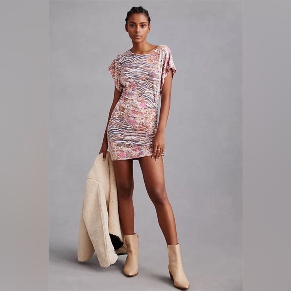 Anthropologie Daily Practice “The Short Runched Dress” (M)